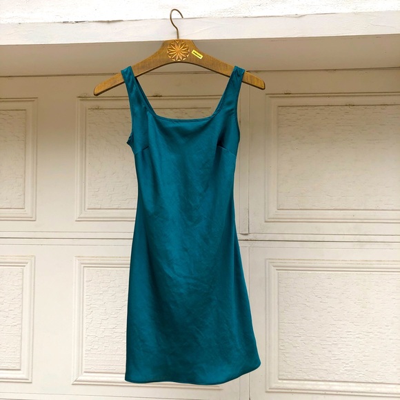 Aritzia Dresses & Skirts - Aritzia Mini Dress
